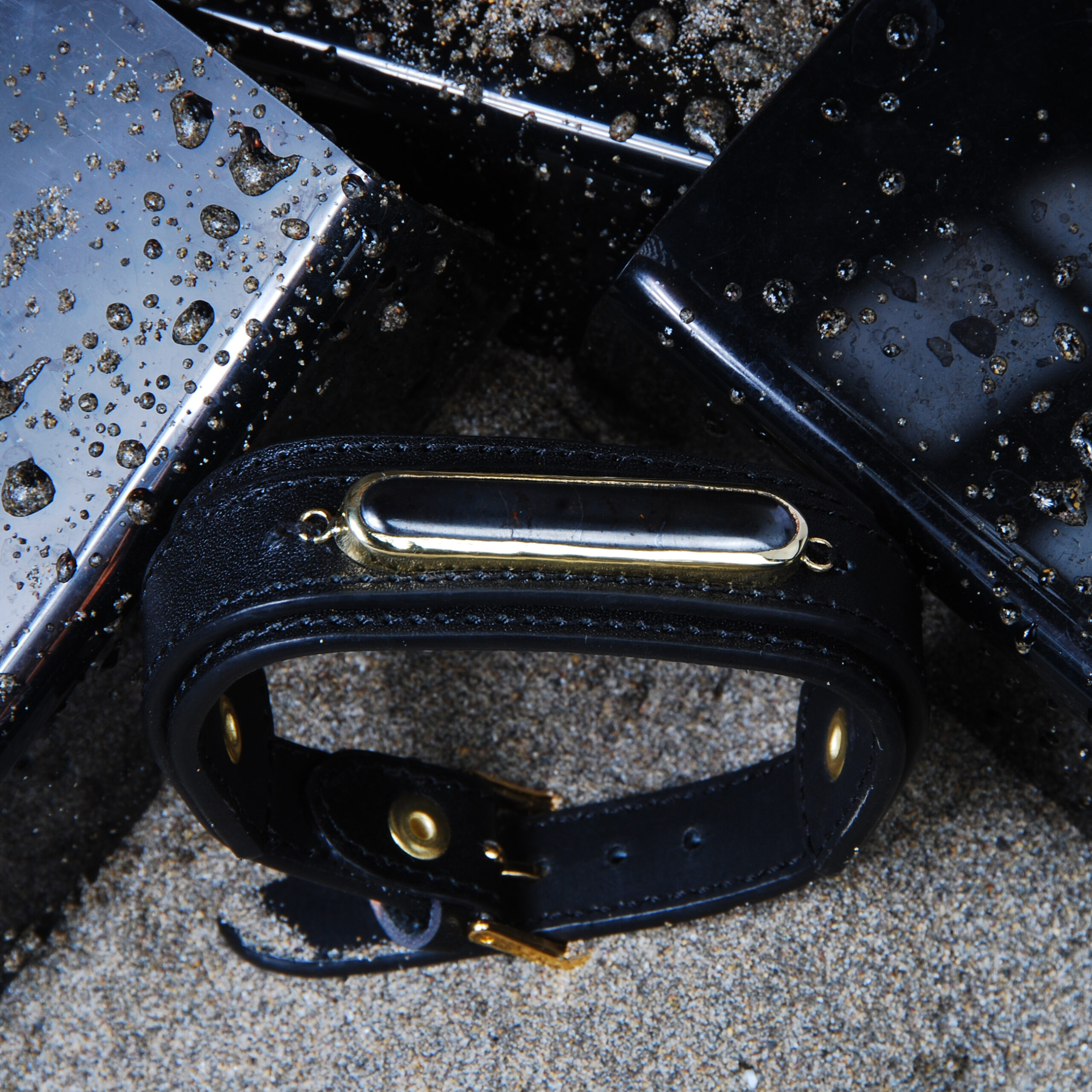 دستبند مردانه حدید نقره ای و چرم 20.56گرم