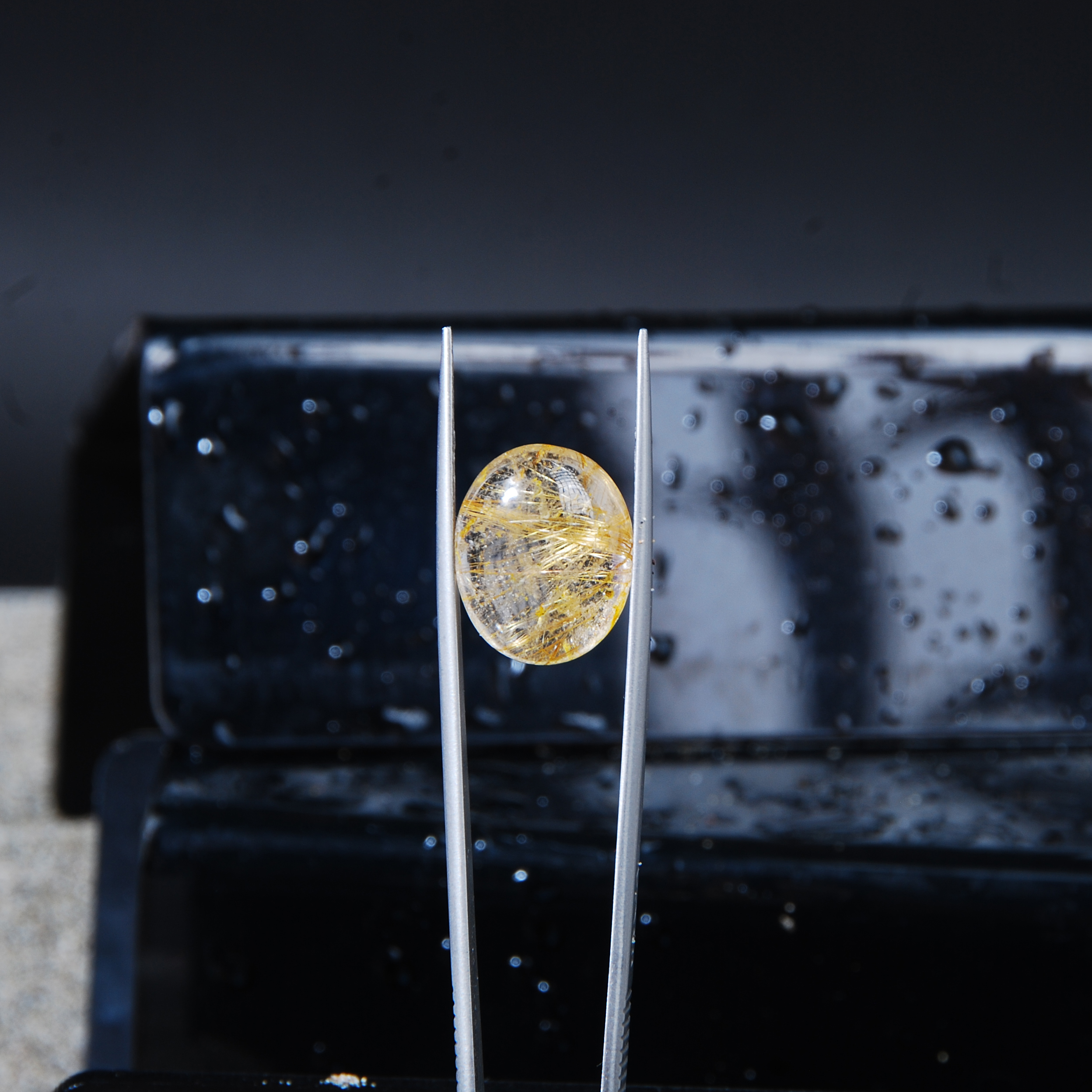 کوارتز مو طلایی طبیعی بیضی3.27گرم