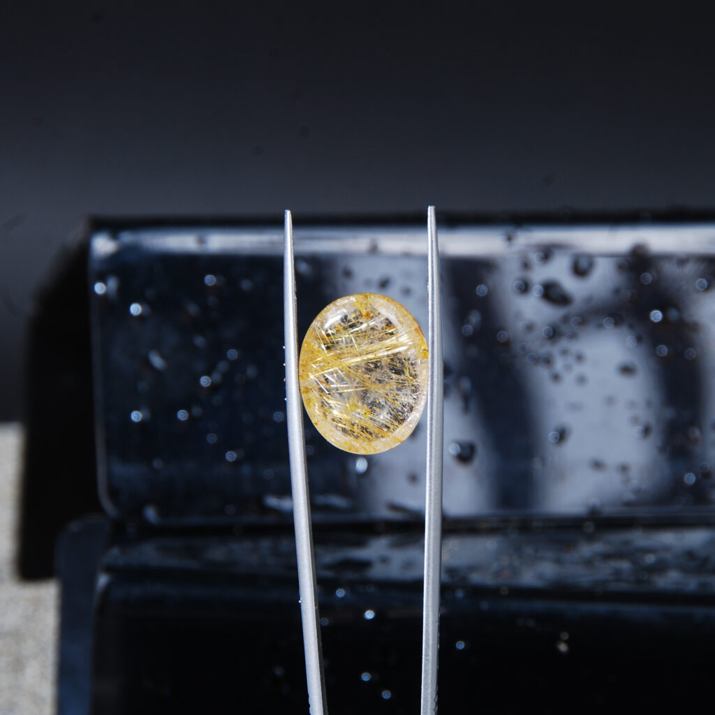 کوارتز مو طلایی طبیعی اشک 3.27گرم