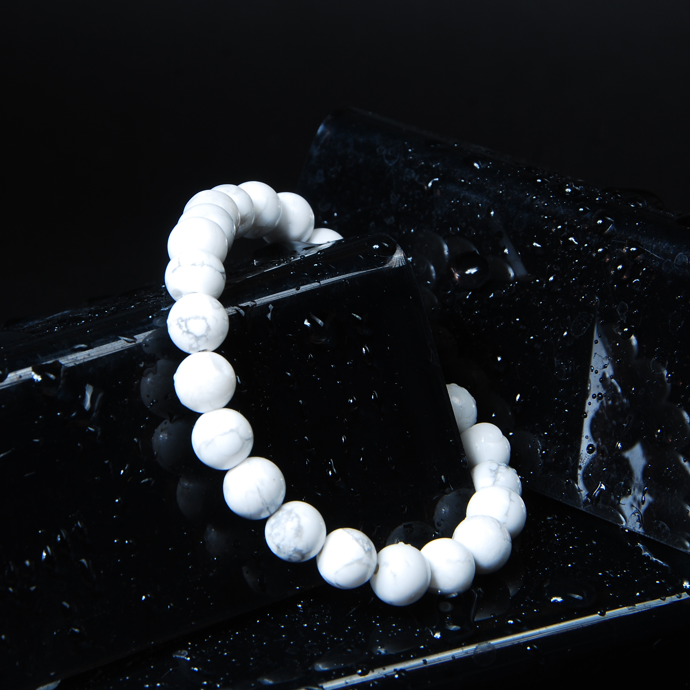 دستبند تمام هایولیت