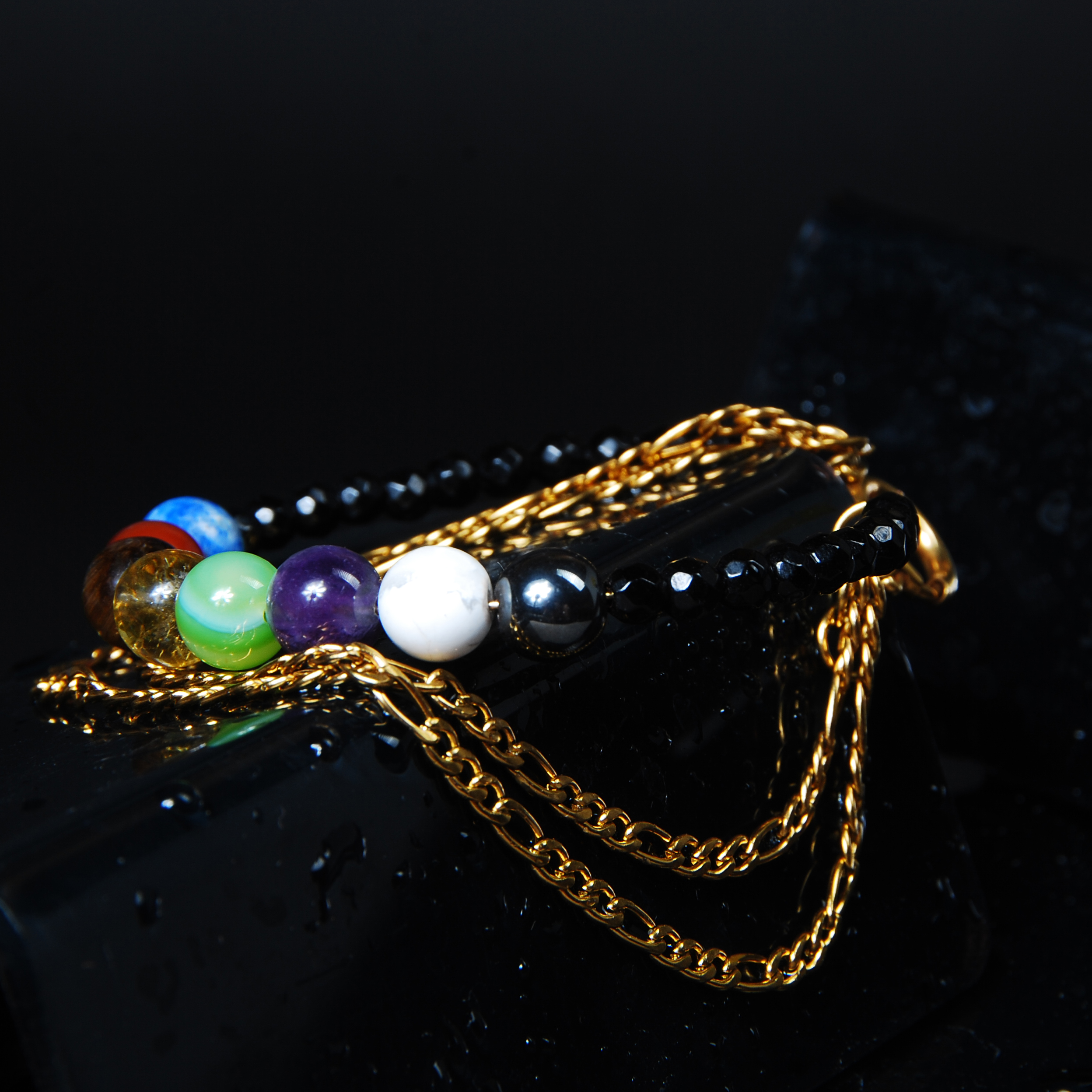 دستبند هفت چاکرا ساده2 دستبند هفت چاکرا با مهره کوچک