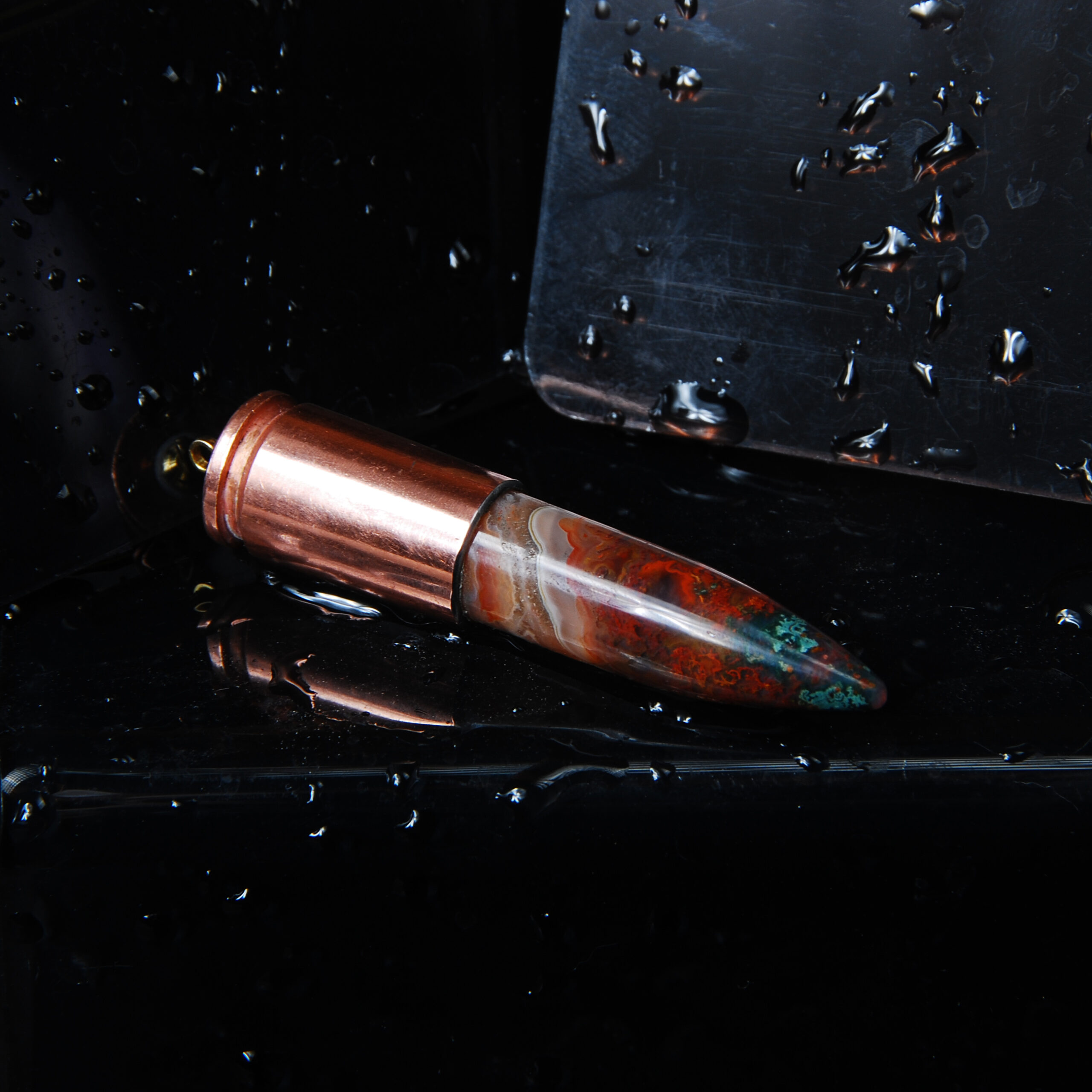 گردنبند پوکه فشنگ مسی عقیق شجر آتشین