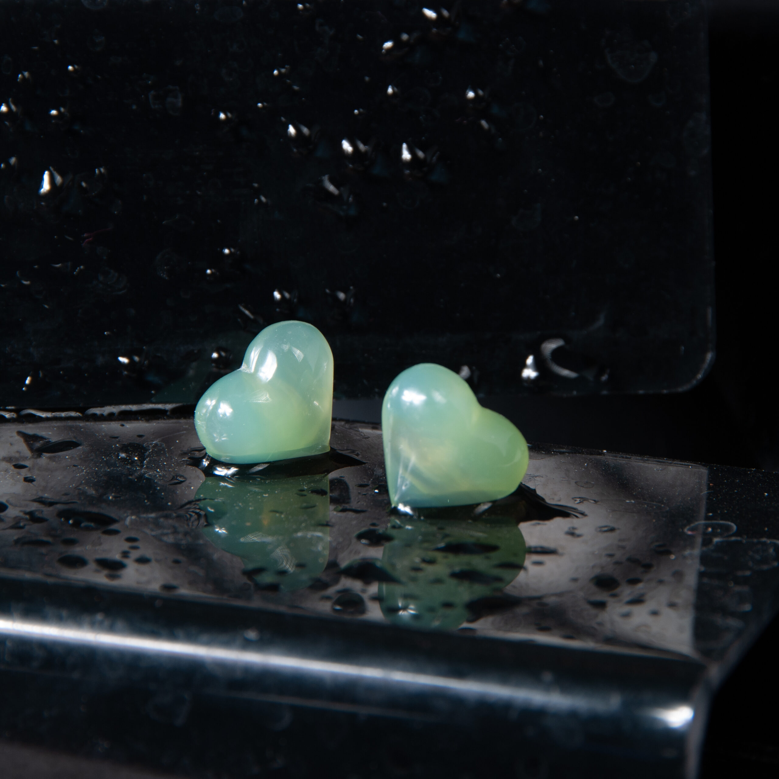 گوشواره قلبی عقیق سبز 3.49گرم