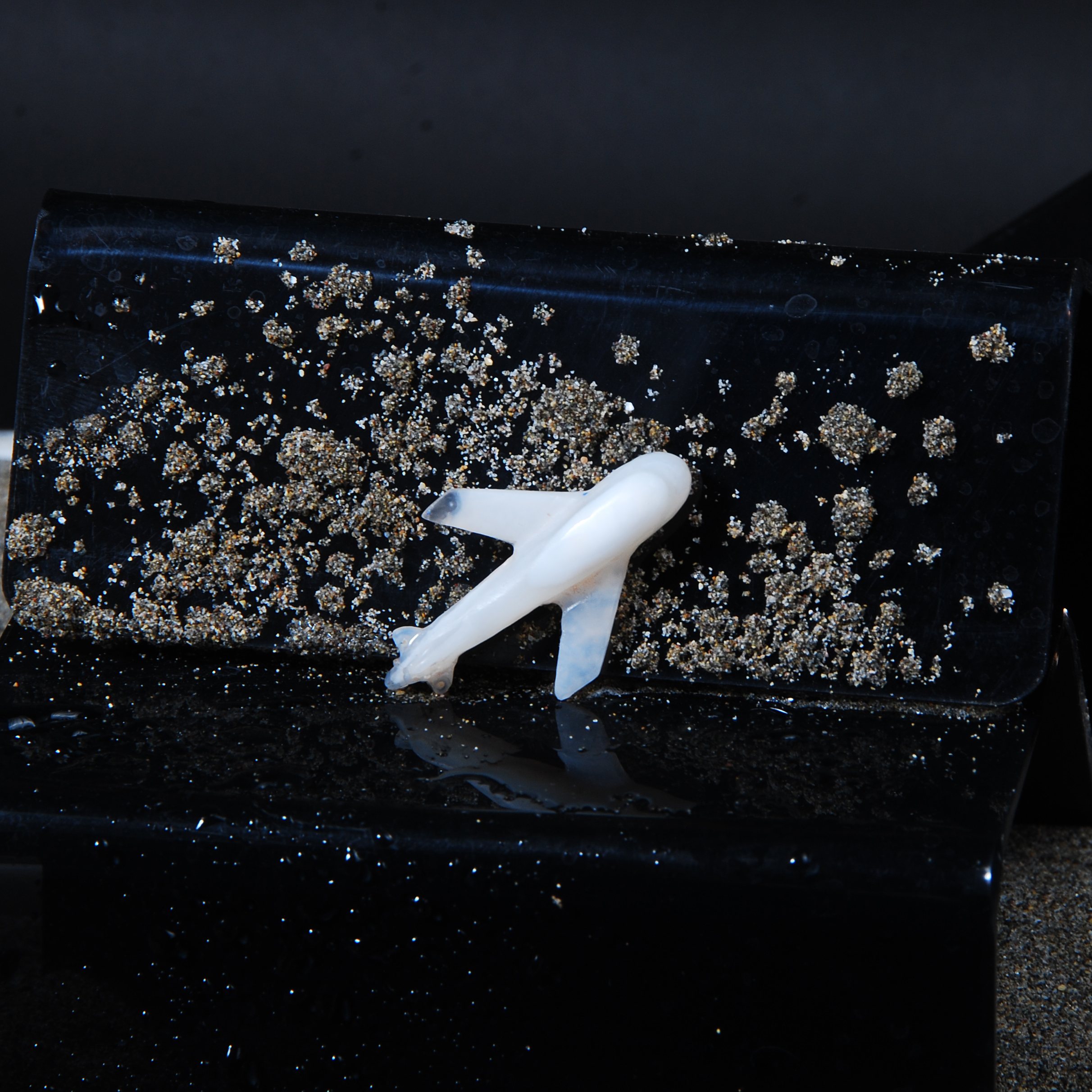 هواپیما عقیق دو پوسته سفید 2.92 گرم