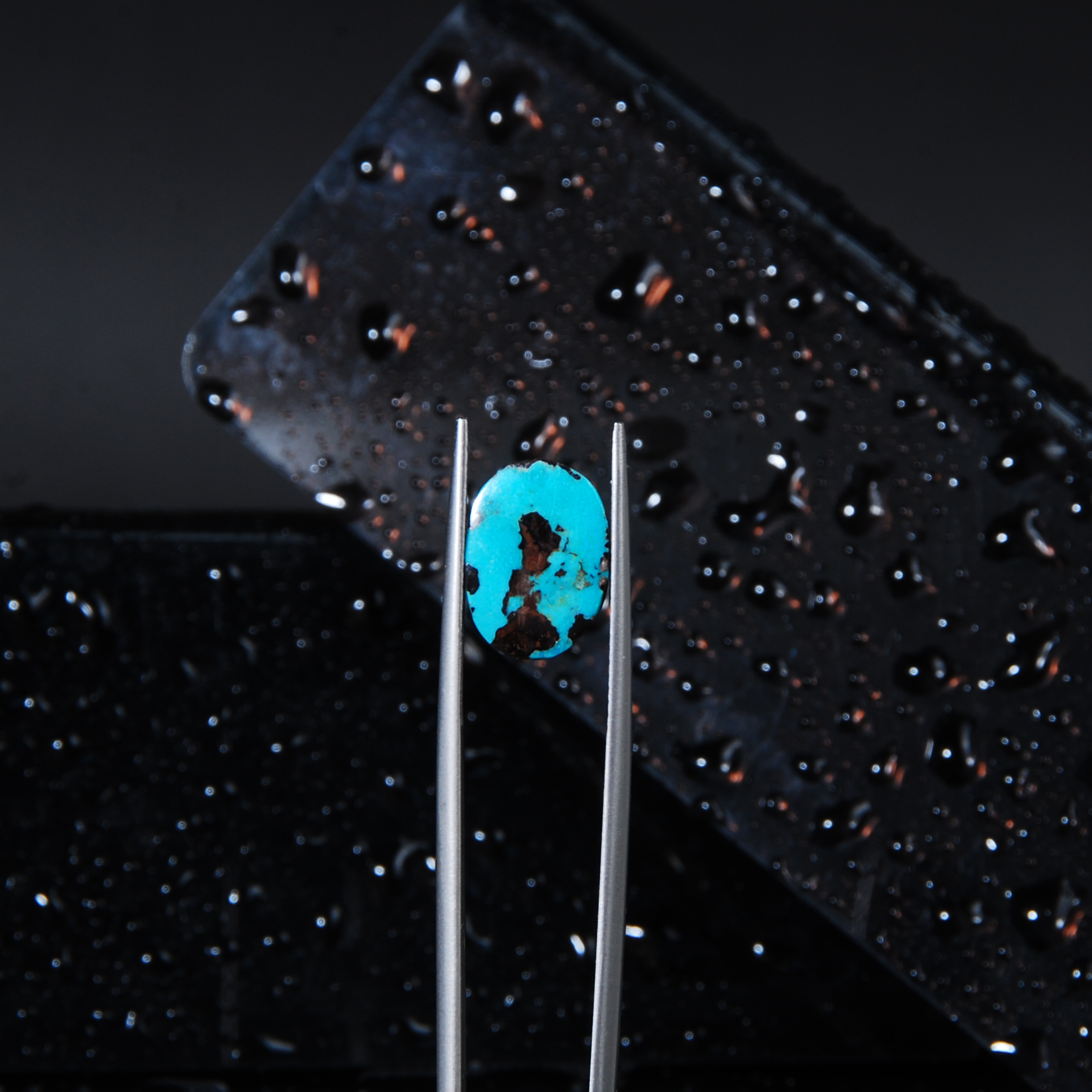 نگین فیروزه نیشابور آبی بیضی 1.29گرم