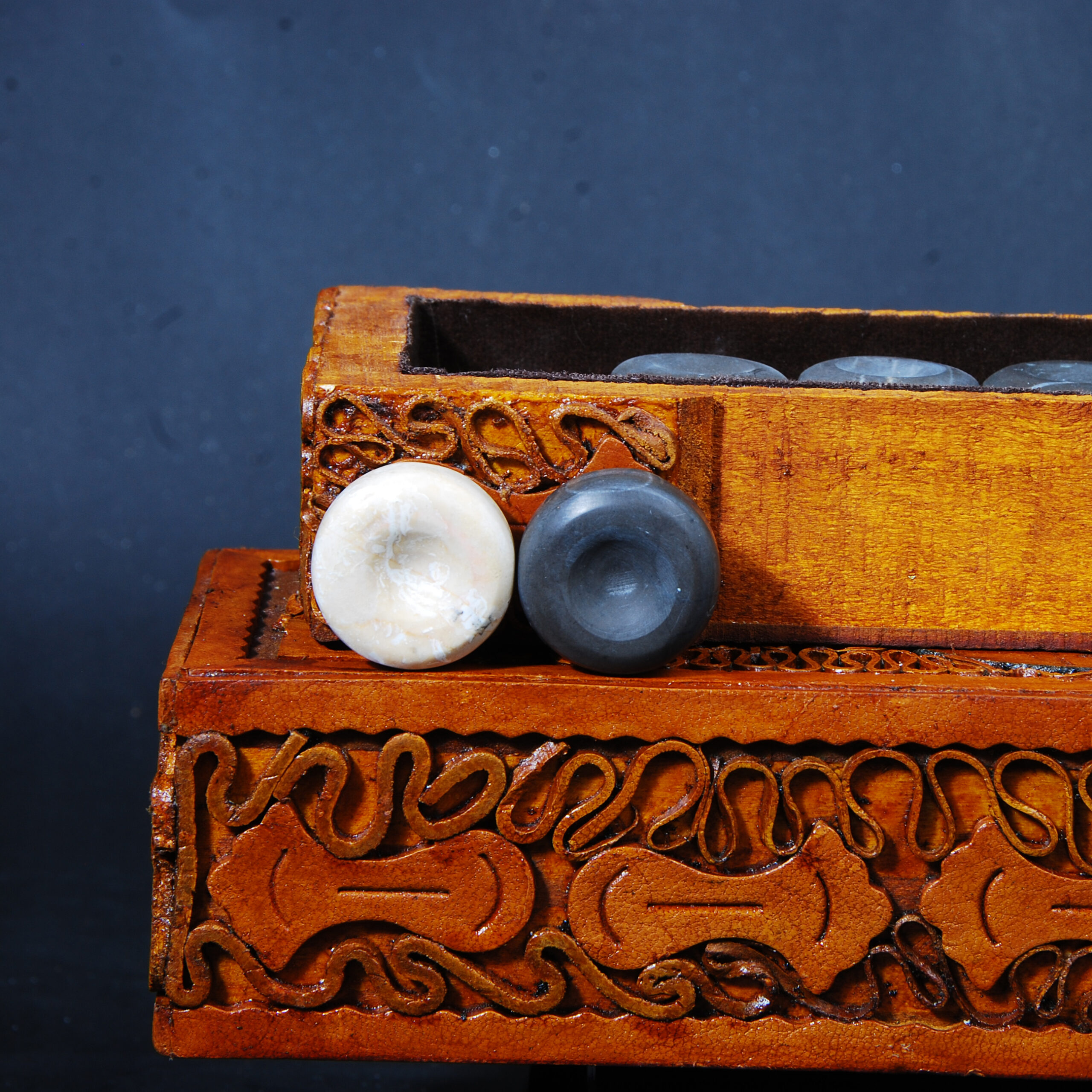 مهره تخته نرد سنگی