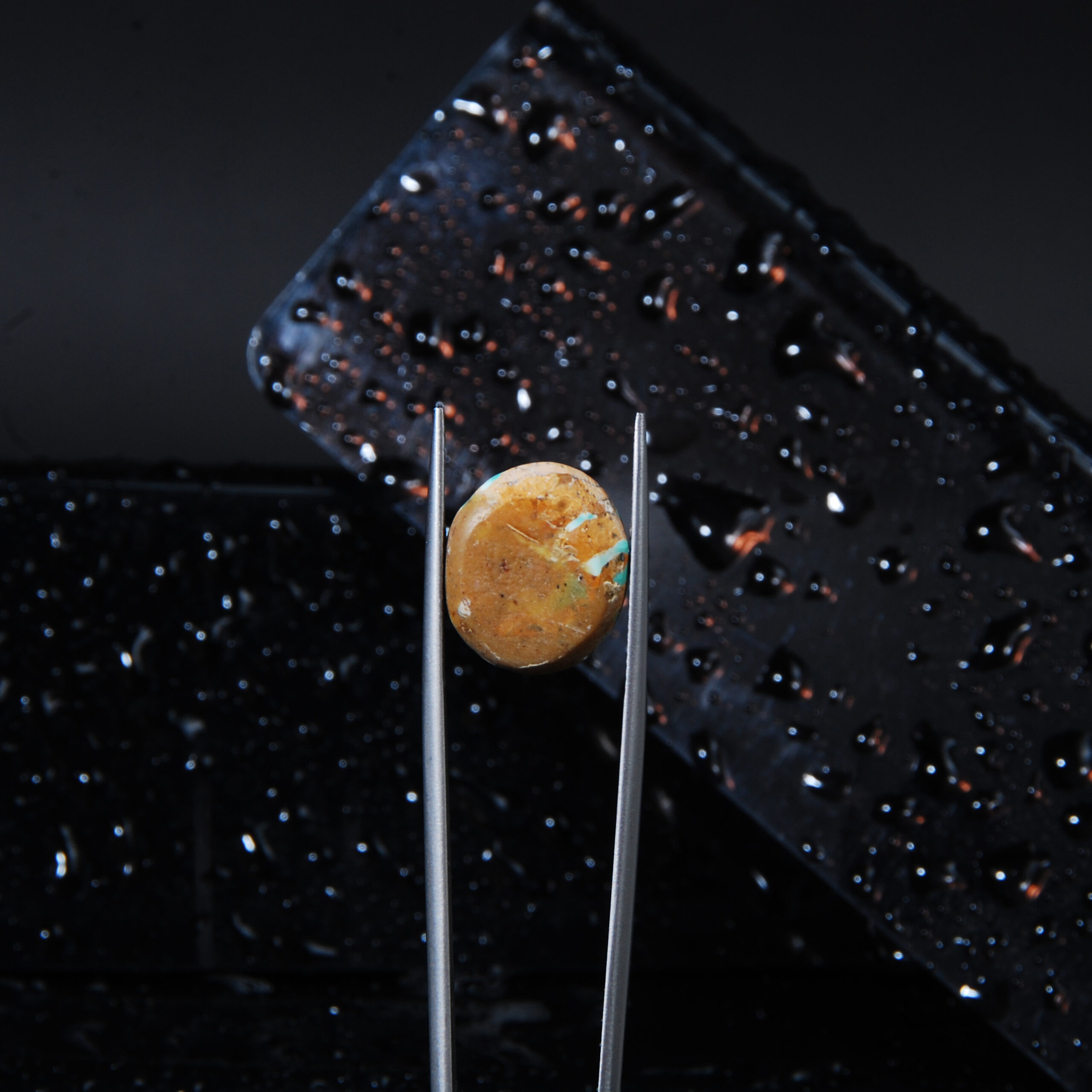 نگین فیروزه نیشابور آبی گرد 1.69گرم