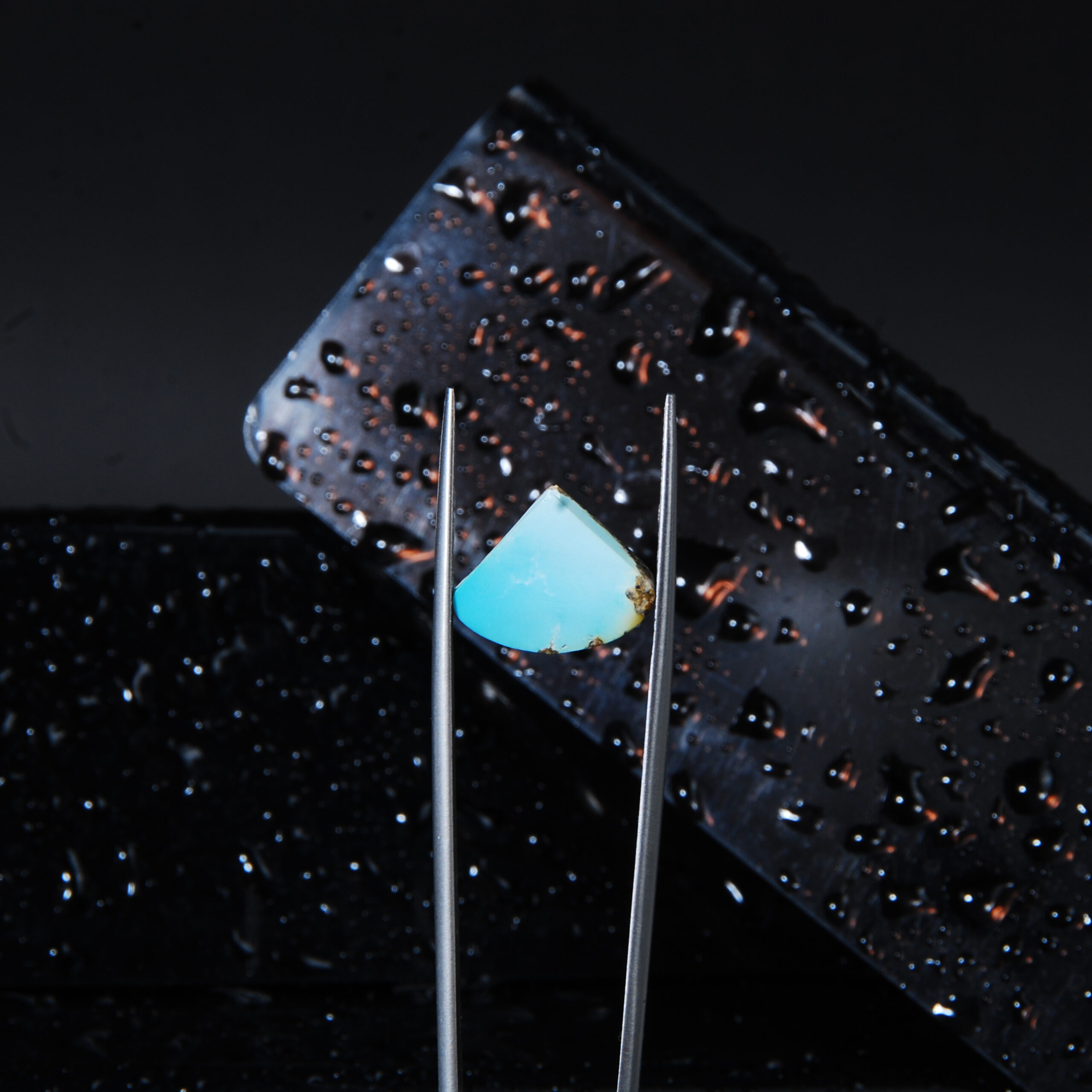 نگین فیروزه نیشابور پاک(بدون رگه) اشک 1.35گرم