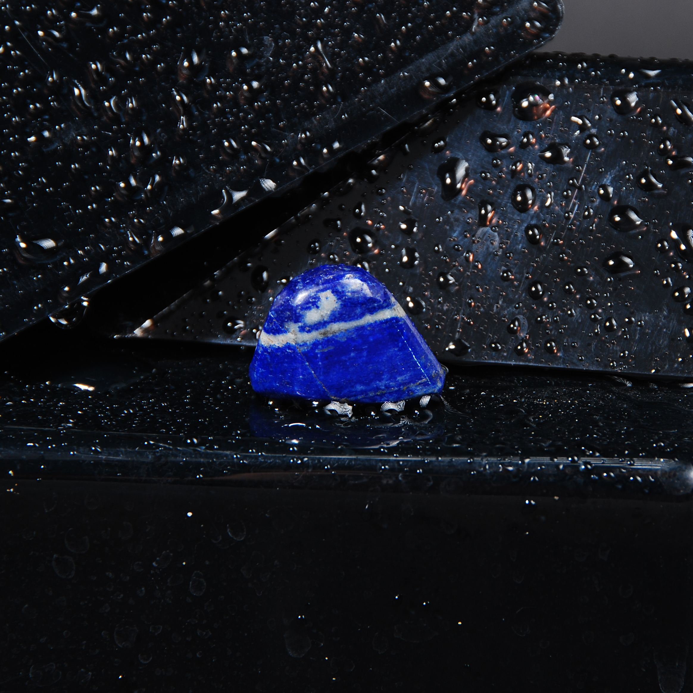 سنگ لاجورد دفرمه 11.31گرم