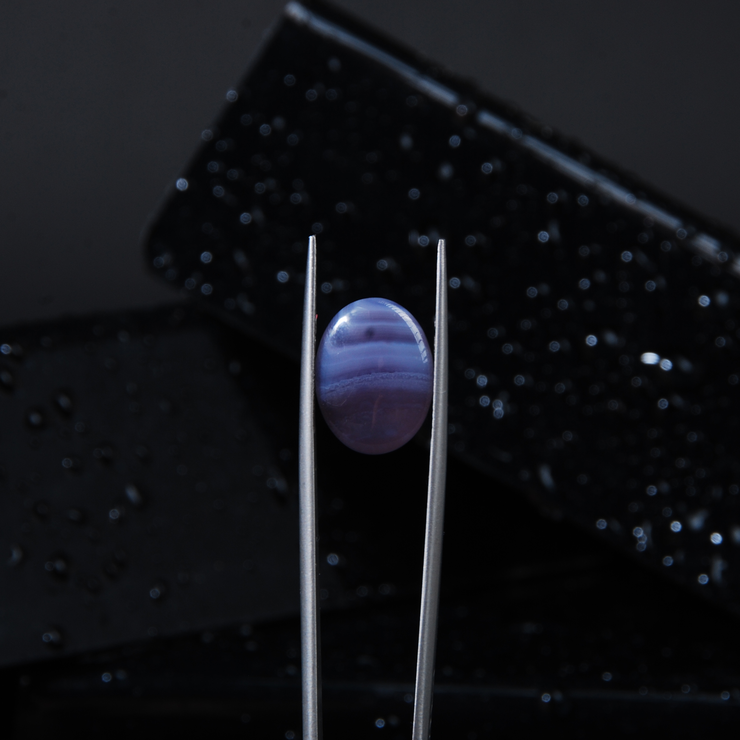 عقیق سوسنی بیضی 2.03گرم