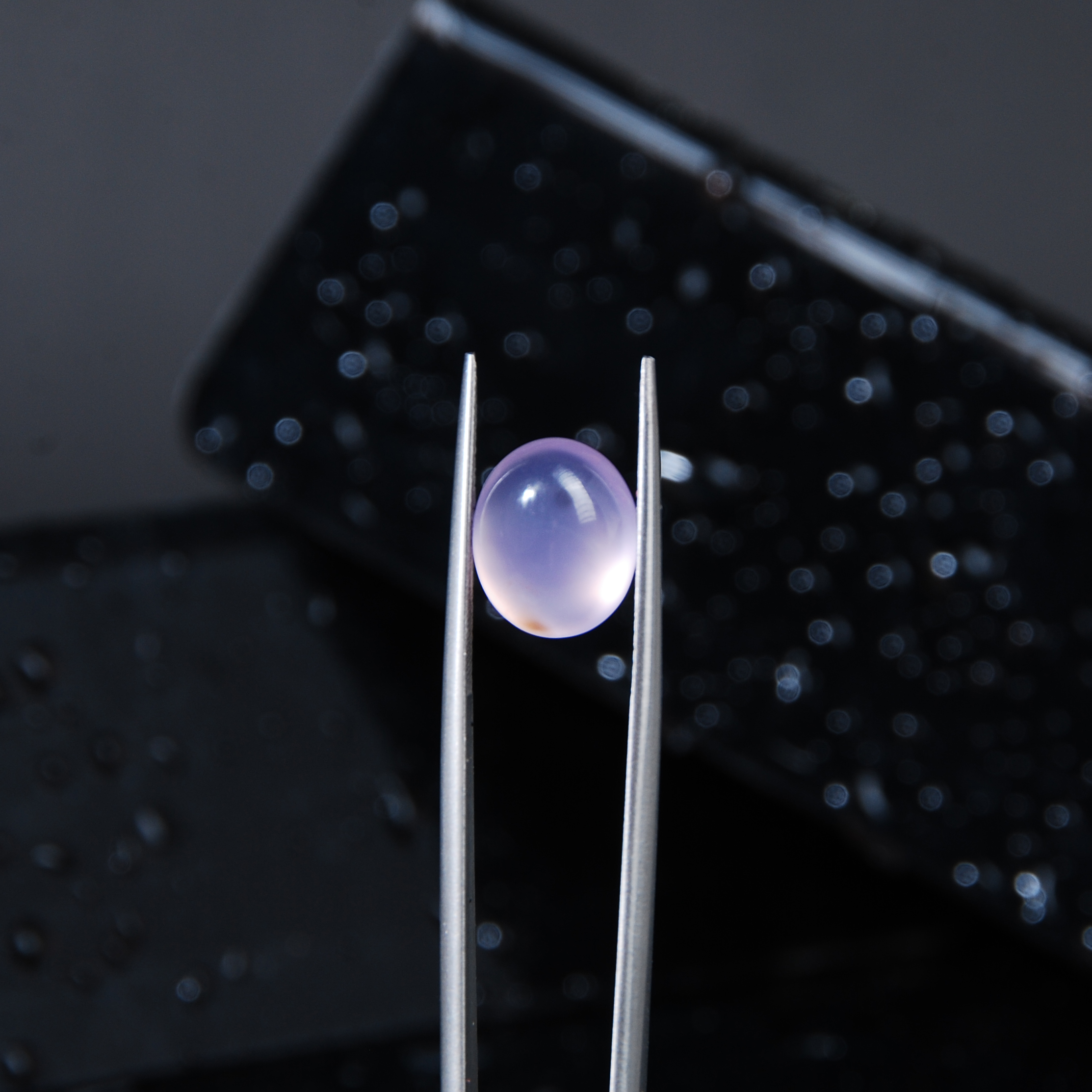 DSC_6357 نگین عقیق سوسنی(صورتی) بیضی 0.96 گرم