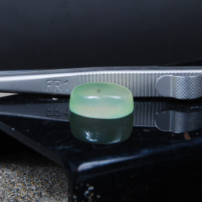 نگین عقیق سبز کاهویی طبیعی 4.04گرم