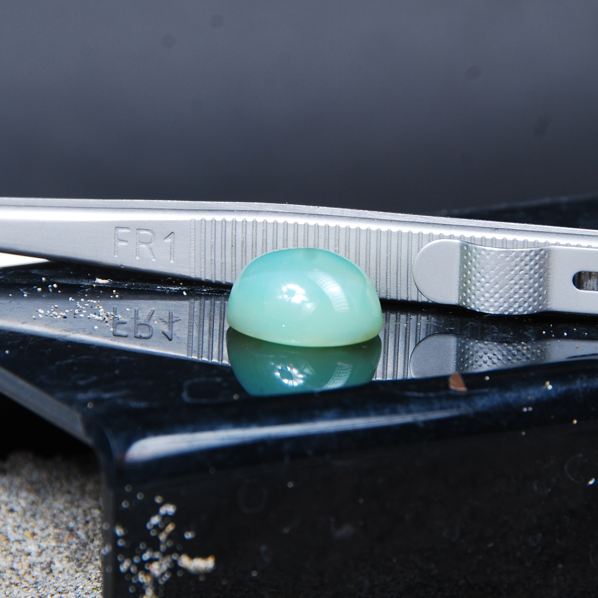 DSC_6697 نگین عقیق سبز فسفری طبیعی بیضی 2.58گرم