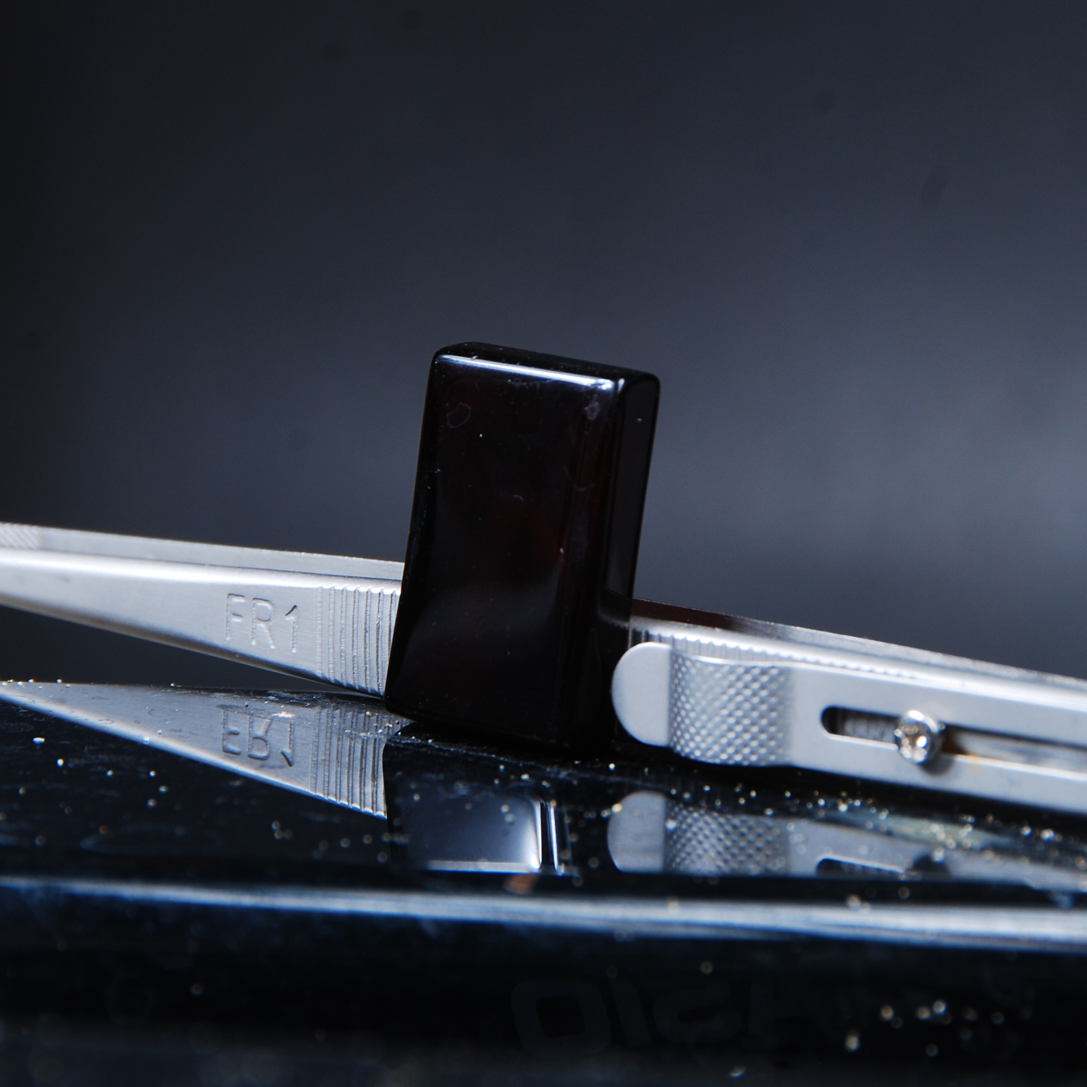 DSC_6748 نگین عقیق مشکی مستطیلی 5.76گرم