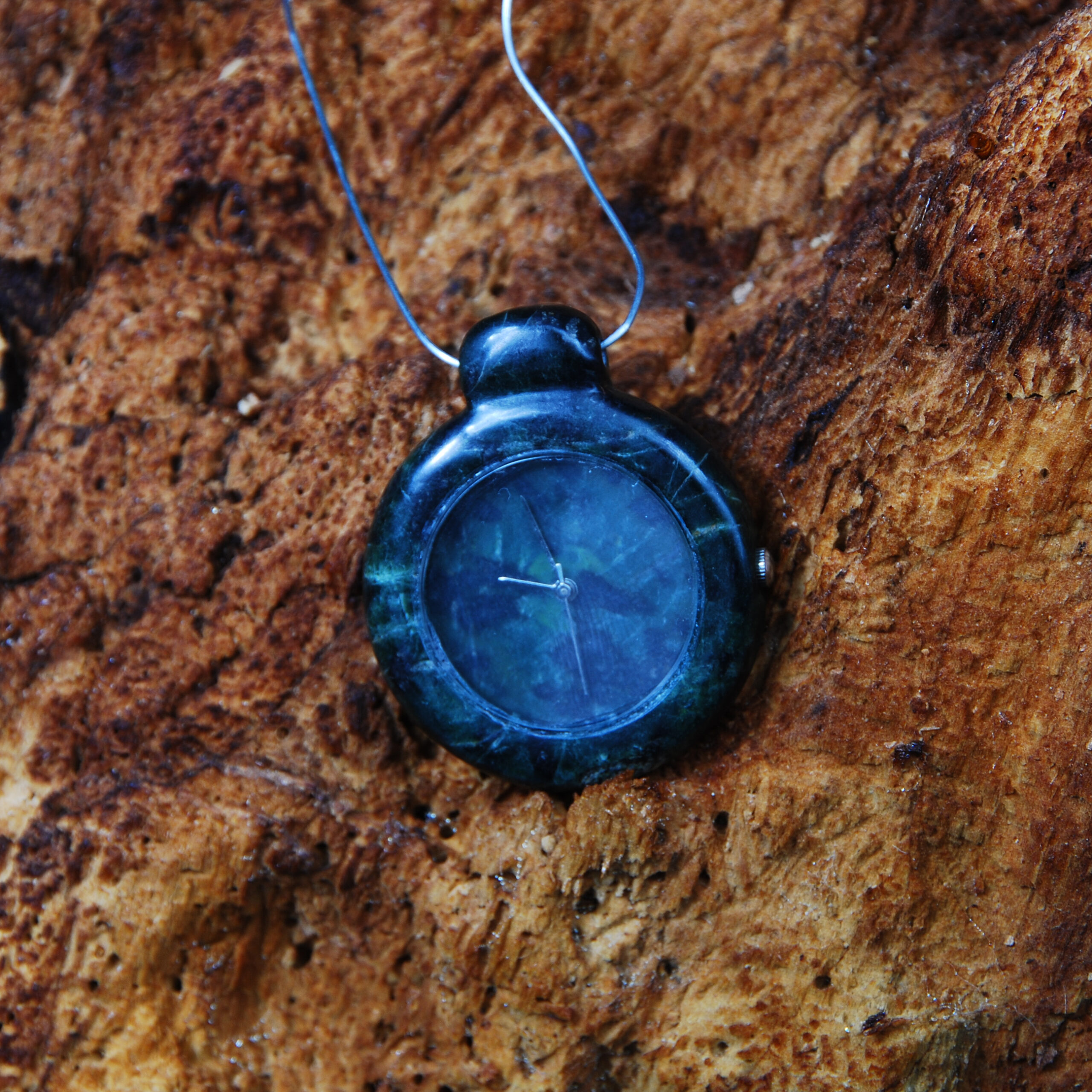 ساعت جیبی سنگی سرپانتین سبز تراش دست