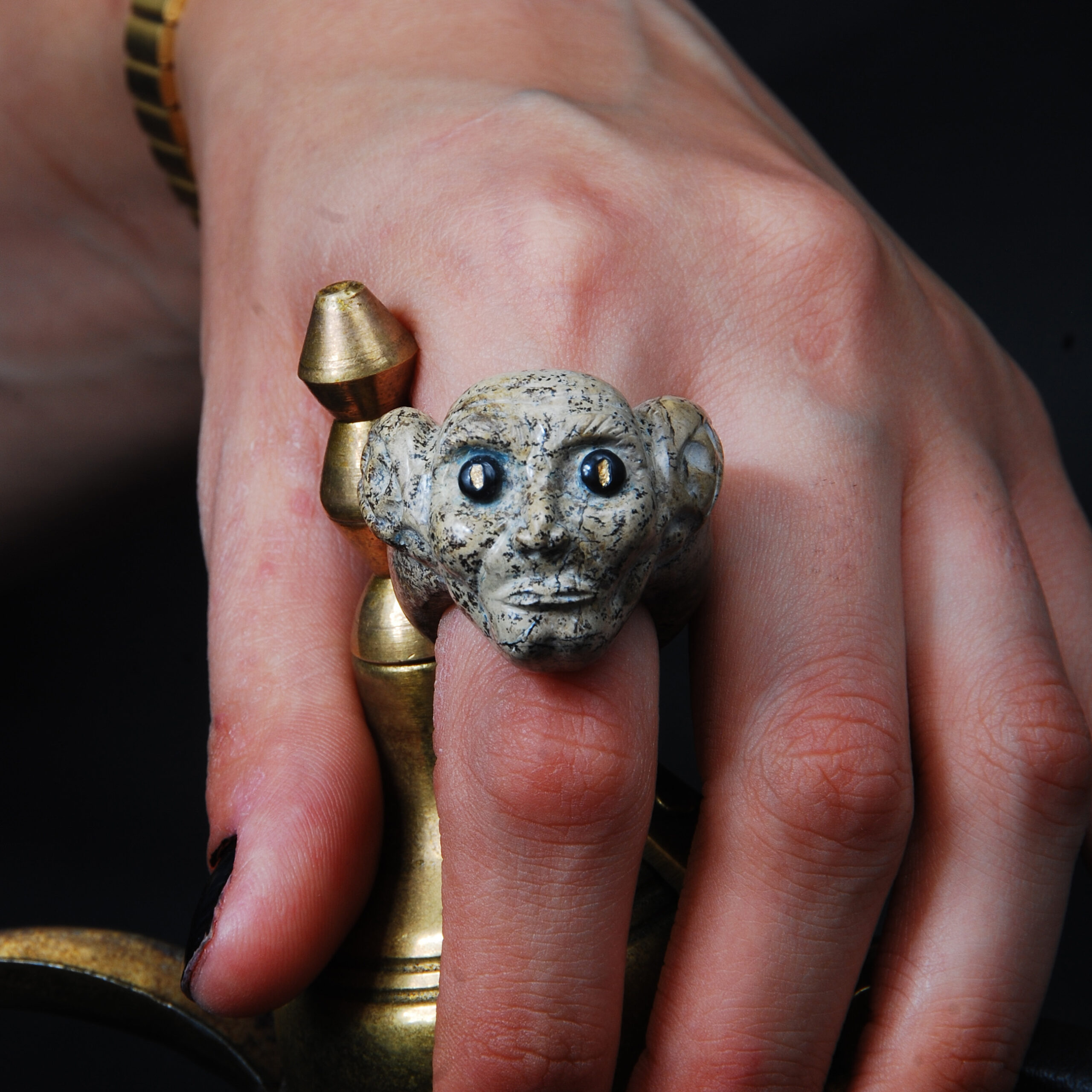 انگشتر تمام سنگ یه سر و دو گوش با سنگ جاسپر منظره 9.9گرم