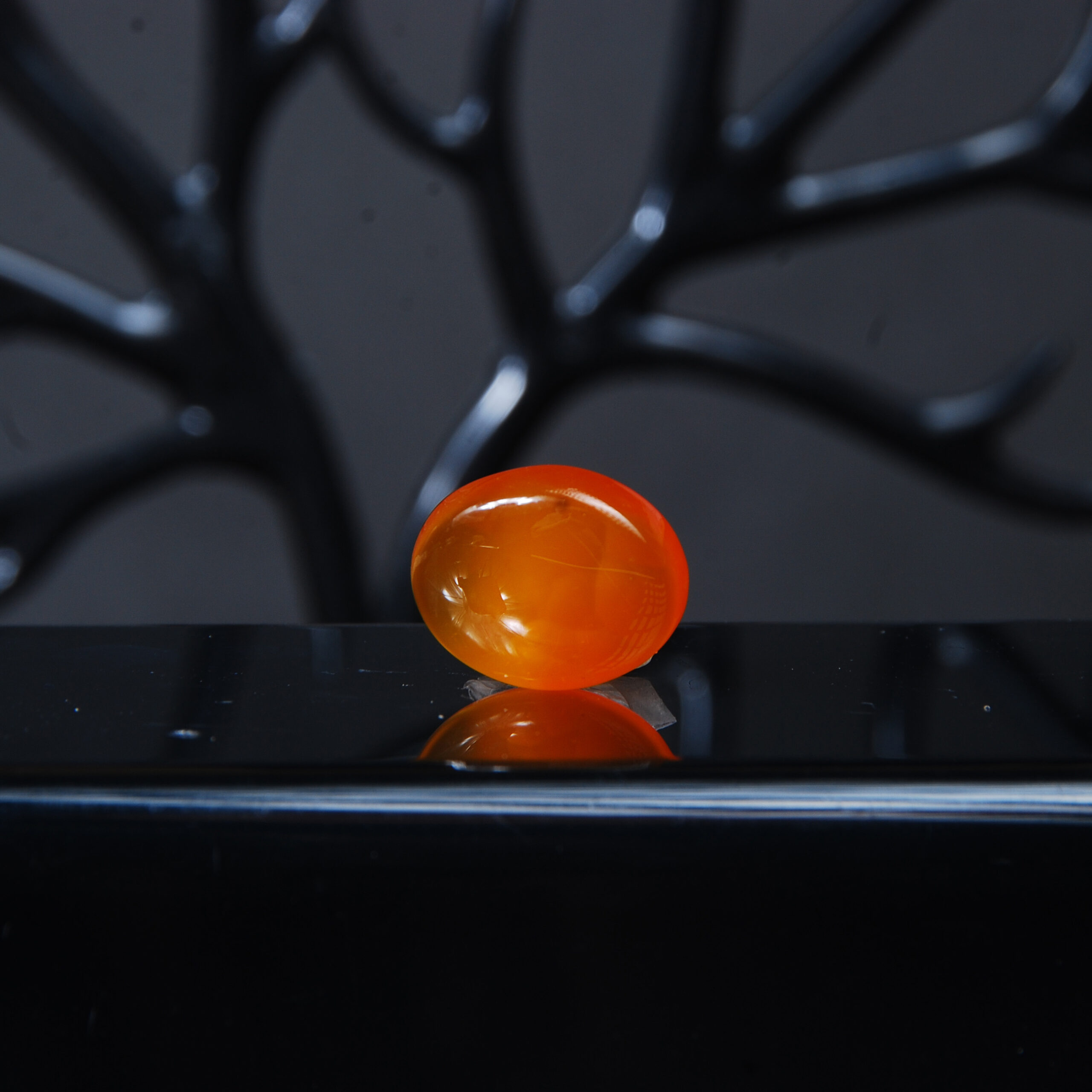 سنگ عقیق پرتقالی طبیعی بیضی 2.60گرم