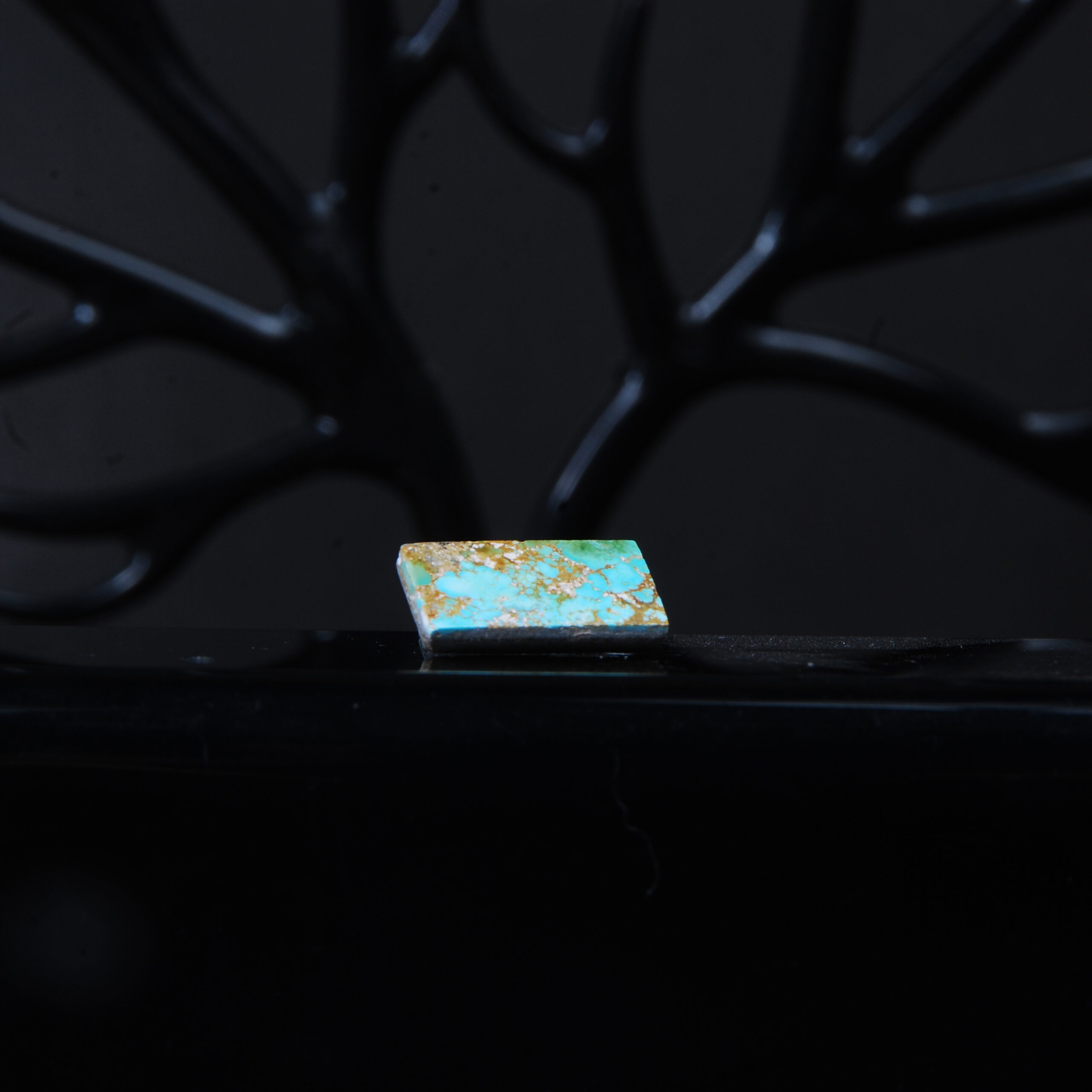 نگین فیروزه نیشابور پاک سبزآبی 1.38 گرم