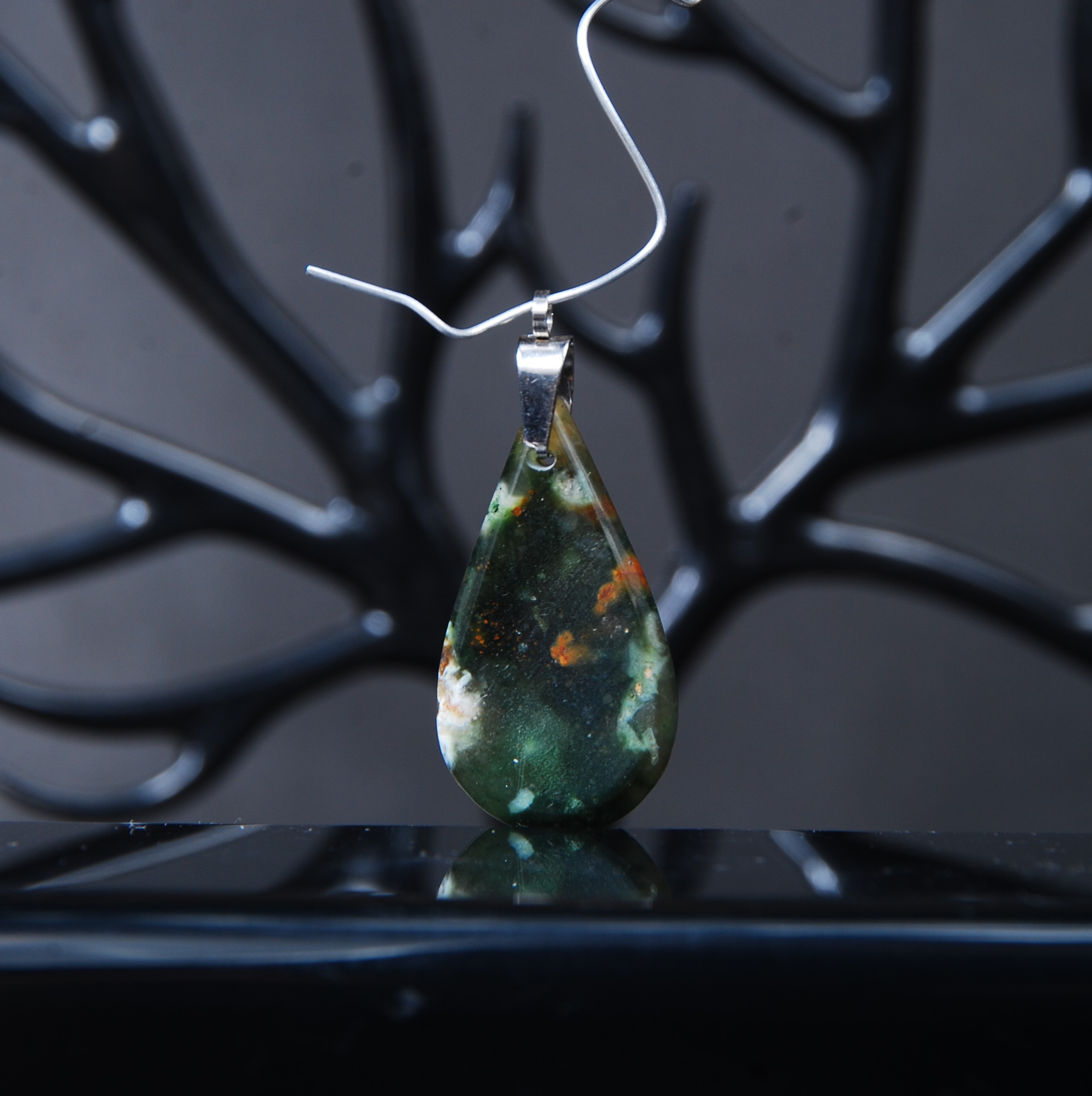 DSC_8358 گردنبند عقیق سبز اشک 3.27گرم