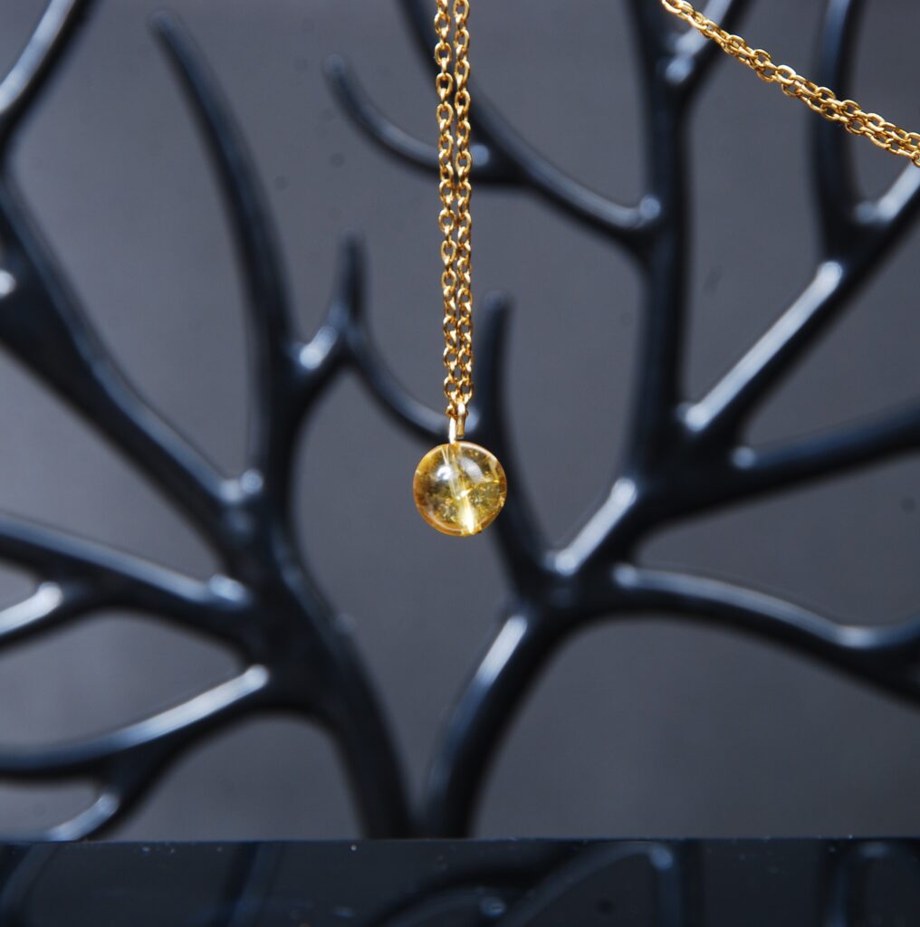 گردنبند سنگ سیترین (با زنجیر استیل رنگ ثابت )