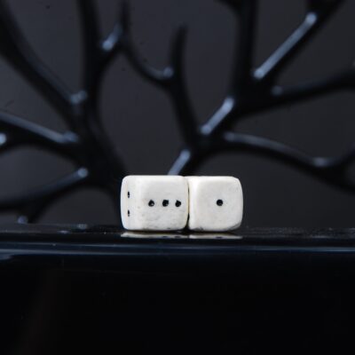 تاس استخوان شتر اصل تراش دست 4گرمی