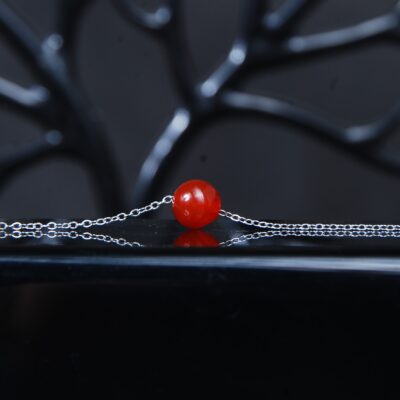 گردنبند عقیق قرمز همراه 3.15 گرم (با زنجیر استیل رنگ ثابت )