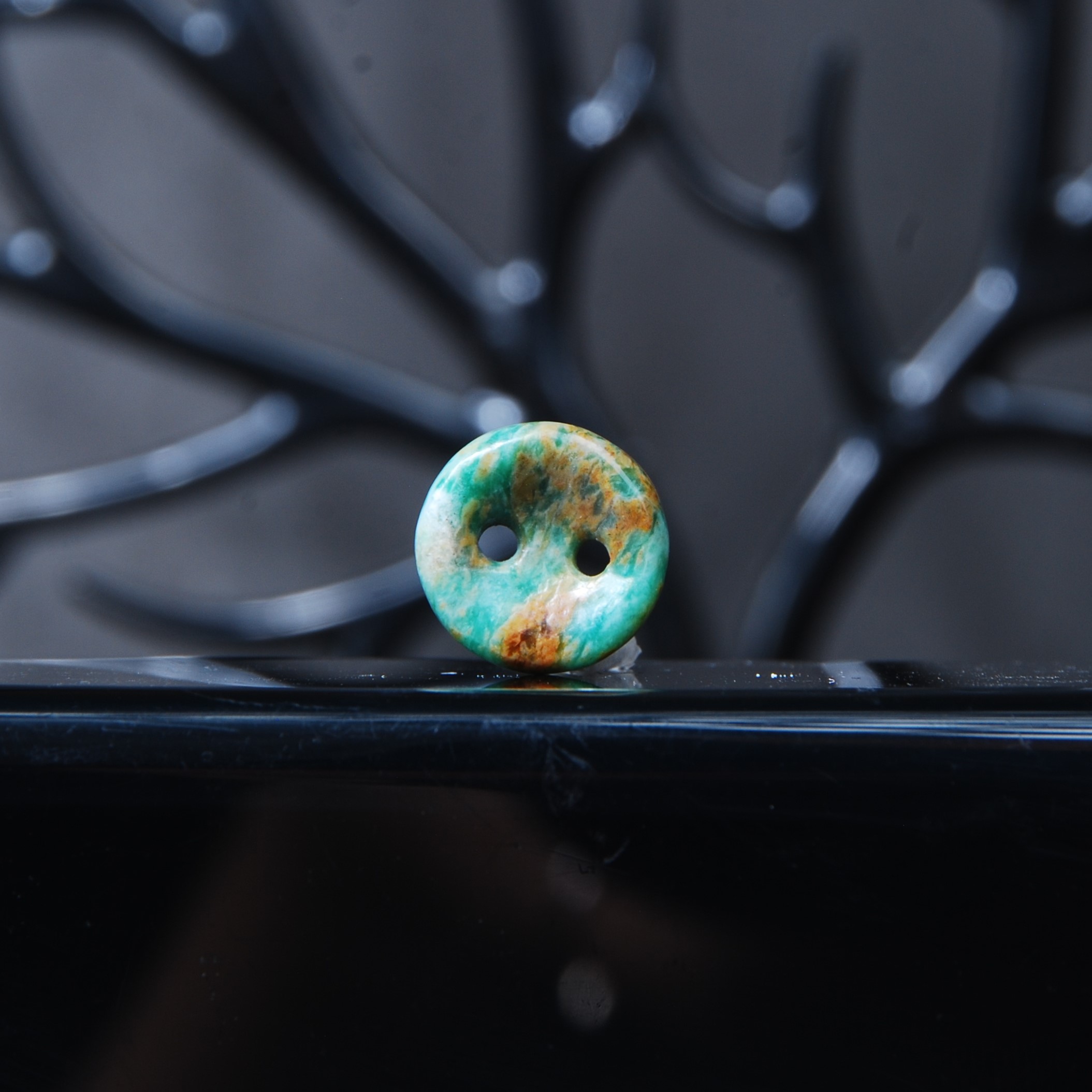 دکمه سنگی آمازونیت طبیعی گرد 1.71گرم