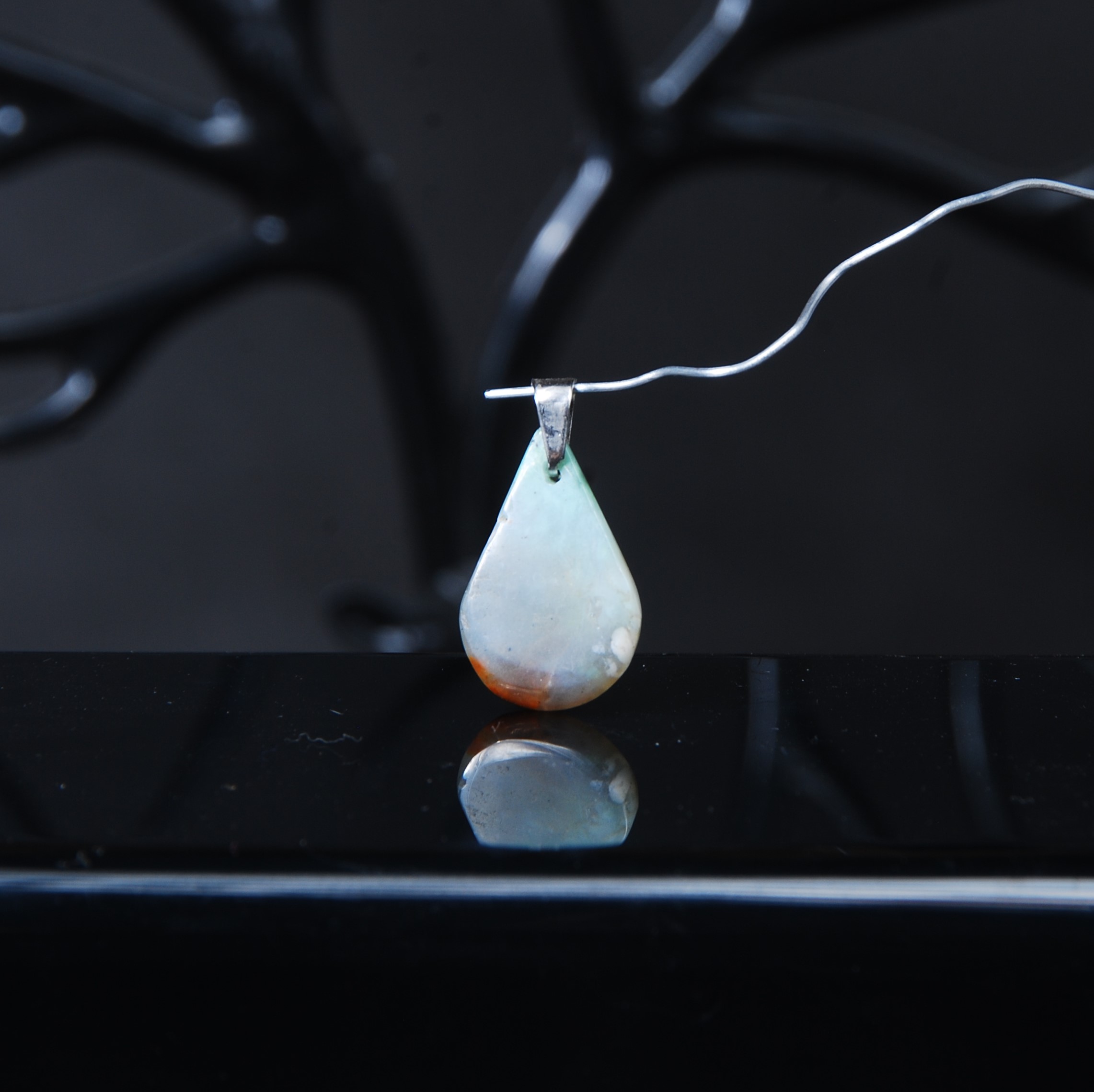 DSC_8690 گرنبند عقیق سبز طبیعی اشک 1.19گرم