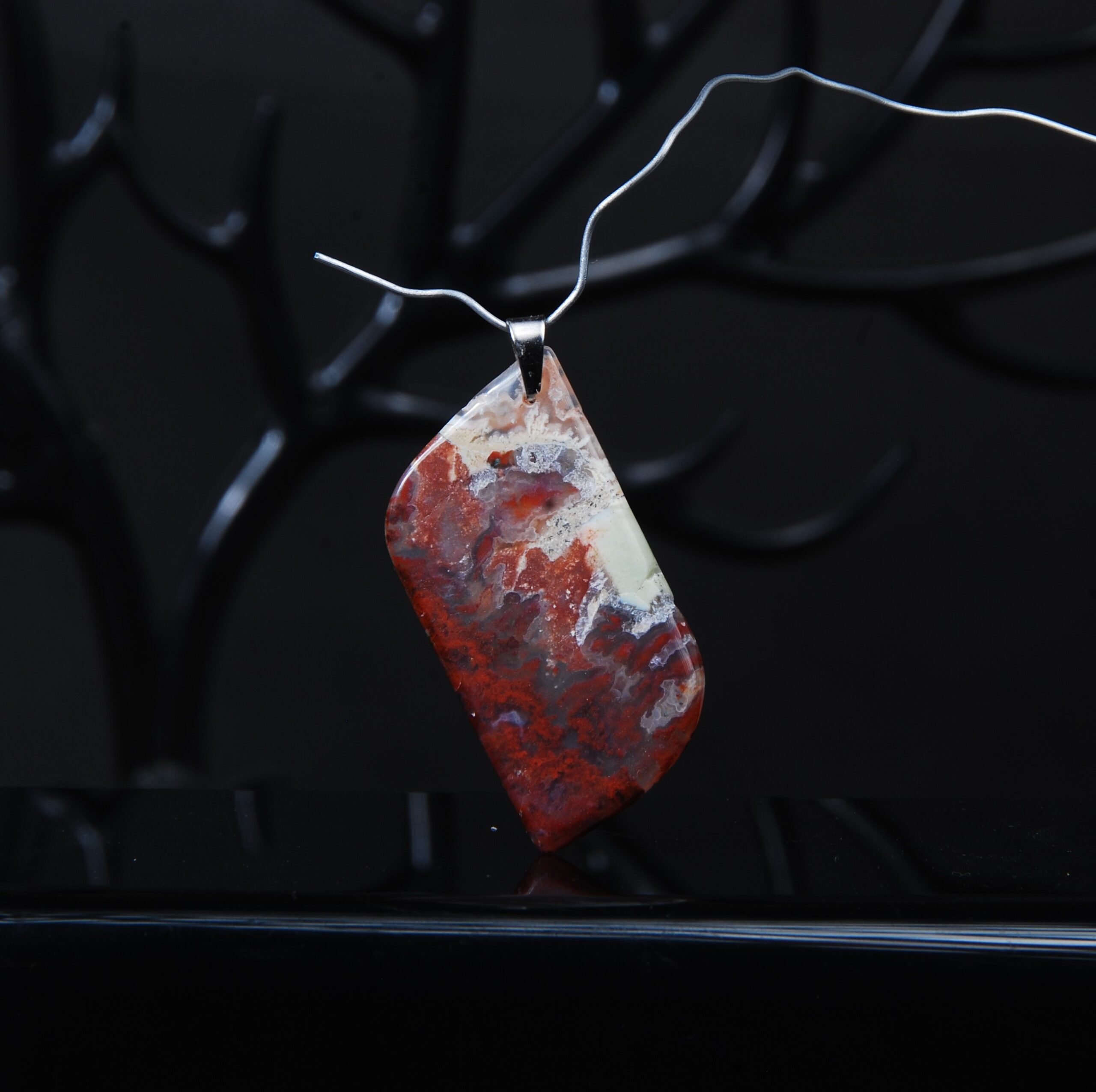 گردنبند عقیق شجر دفرمه 4.65گرم