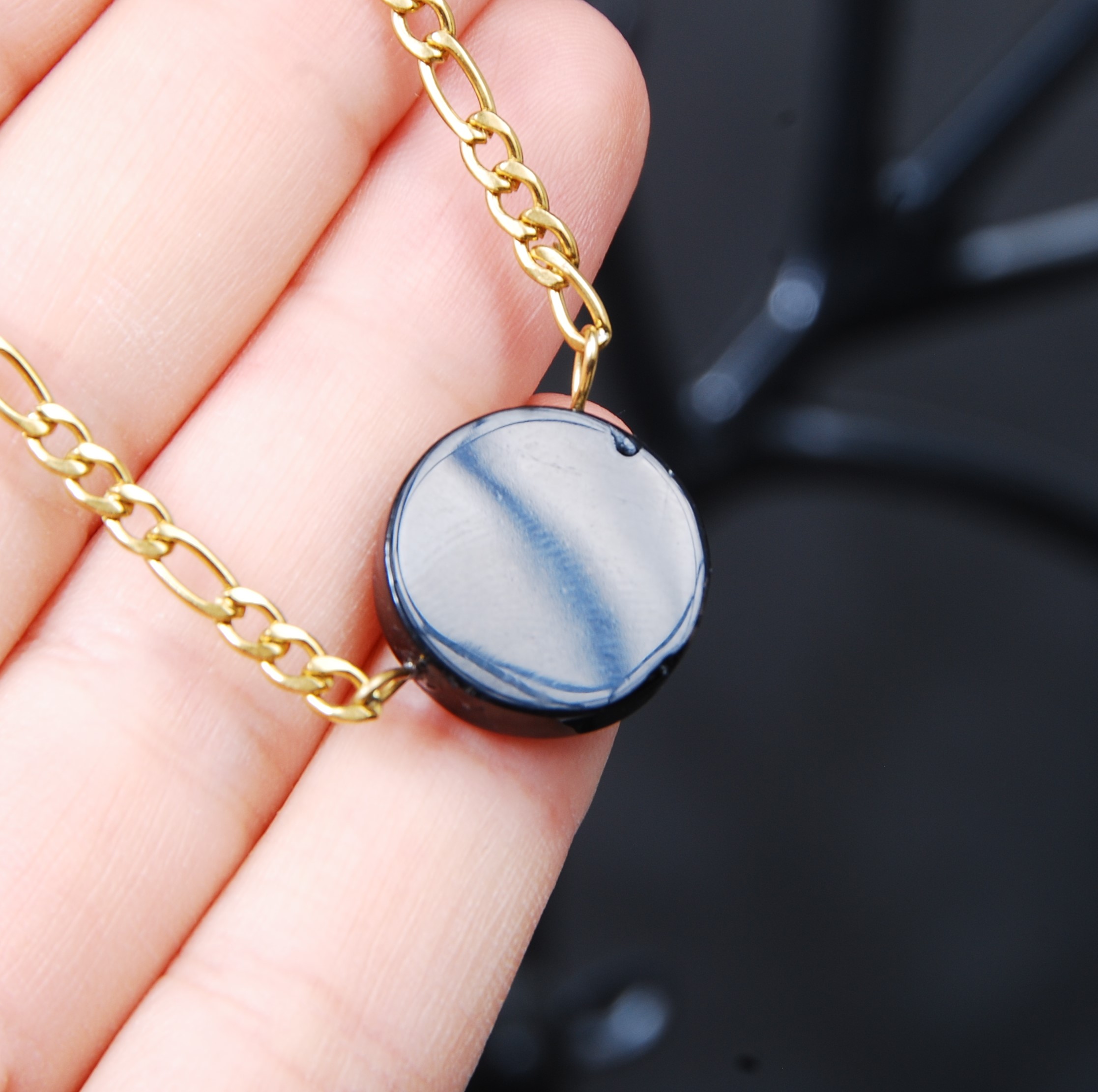 DSC_8733 گردنبند اونیکس مشکی گرد 8.24گرم (با زنجیر استیل رنگ ثابت )