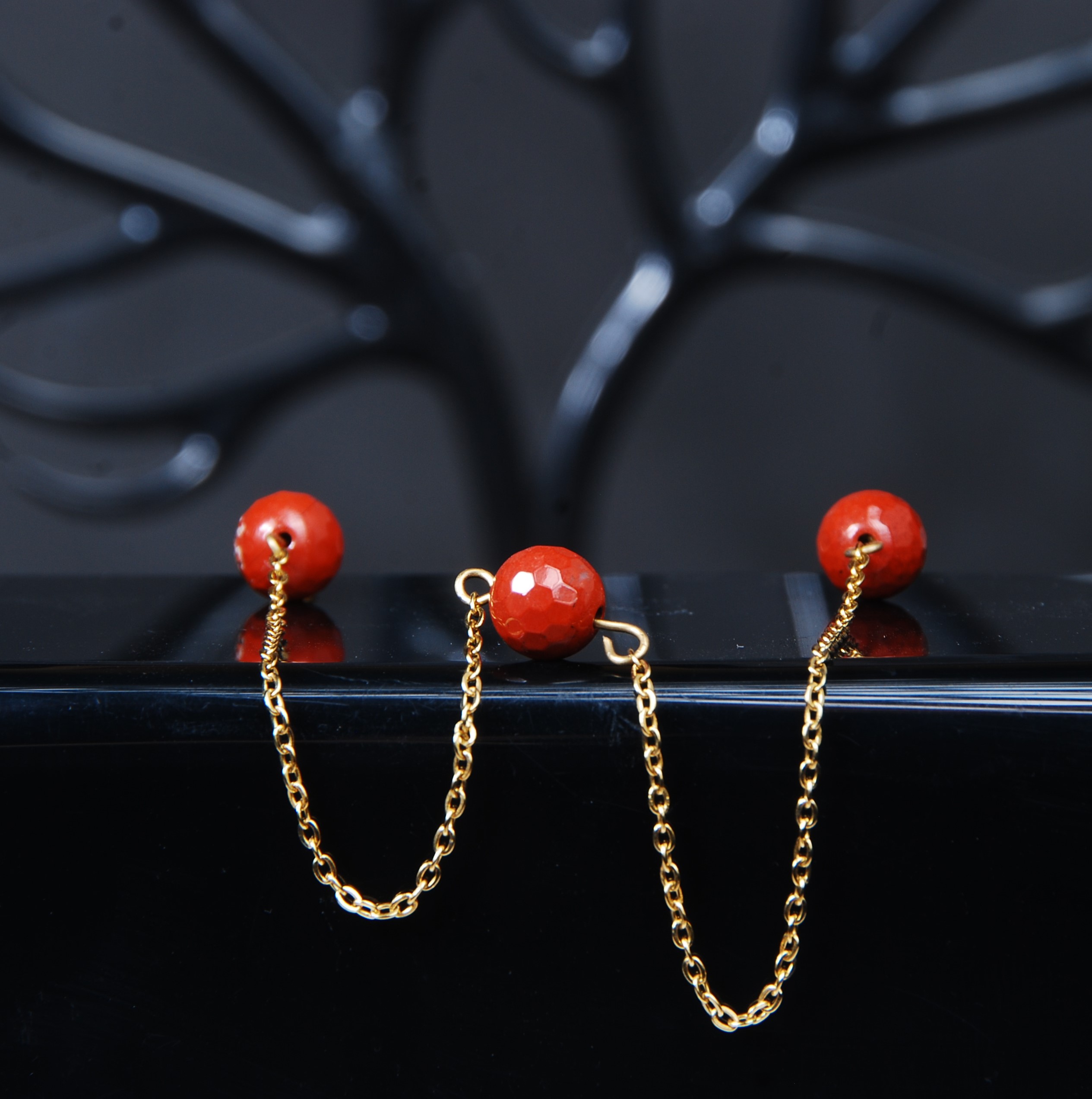 DSC_8744 گردنبند جاسپر قرمز تراش فست 7.6گرم ( همراه با زنجیر استیل رنگ ثابت )