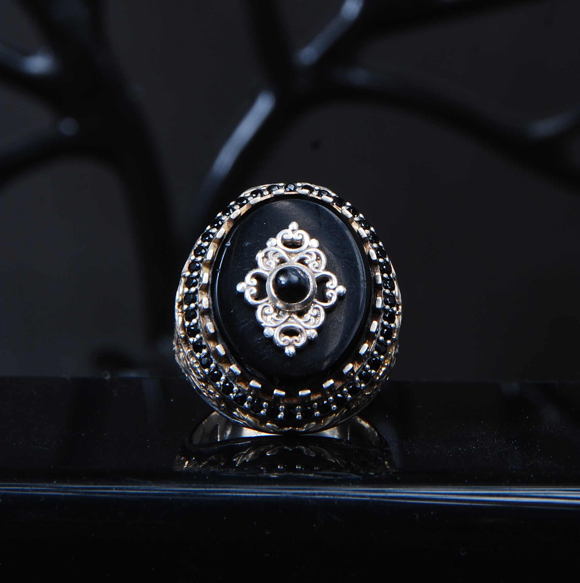 DSC_8801 انگشتر نقره مردانه سنگ عقیق مشکی 21.34گرم