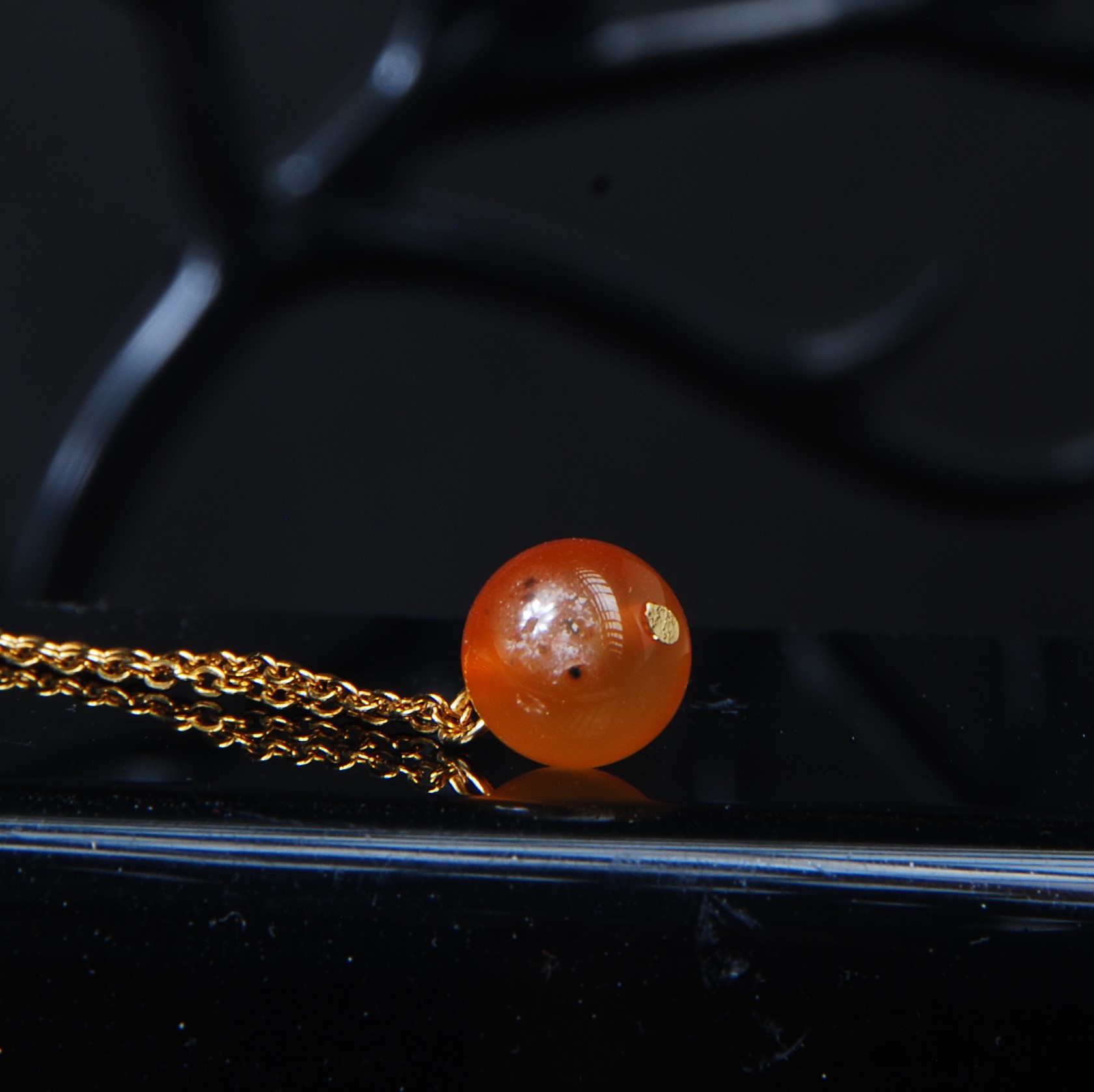 DSC_8842 گردنبند عقیق طبیعی عسلی به همراه زنجیر استیل 3.42گرم