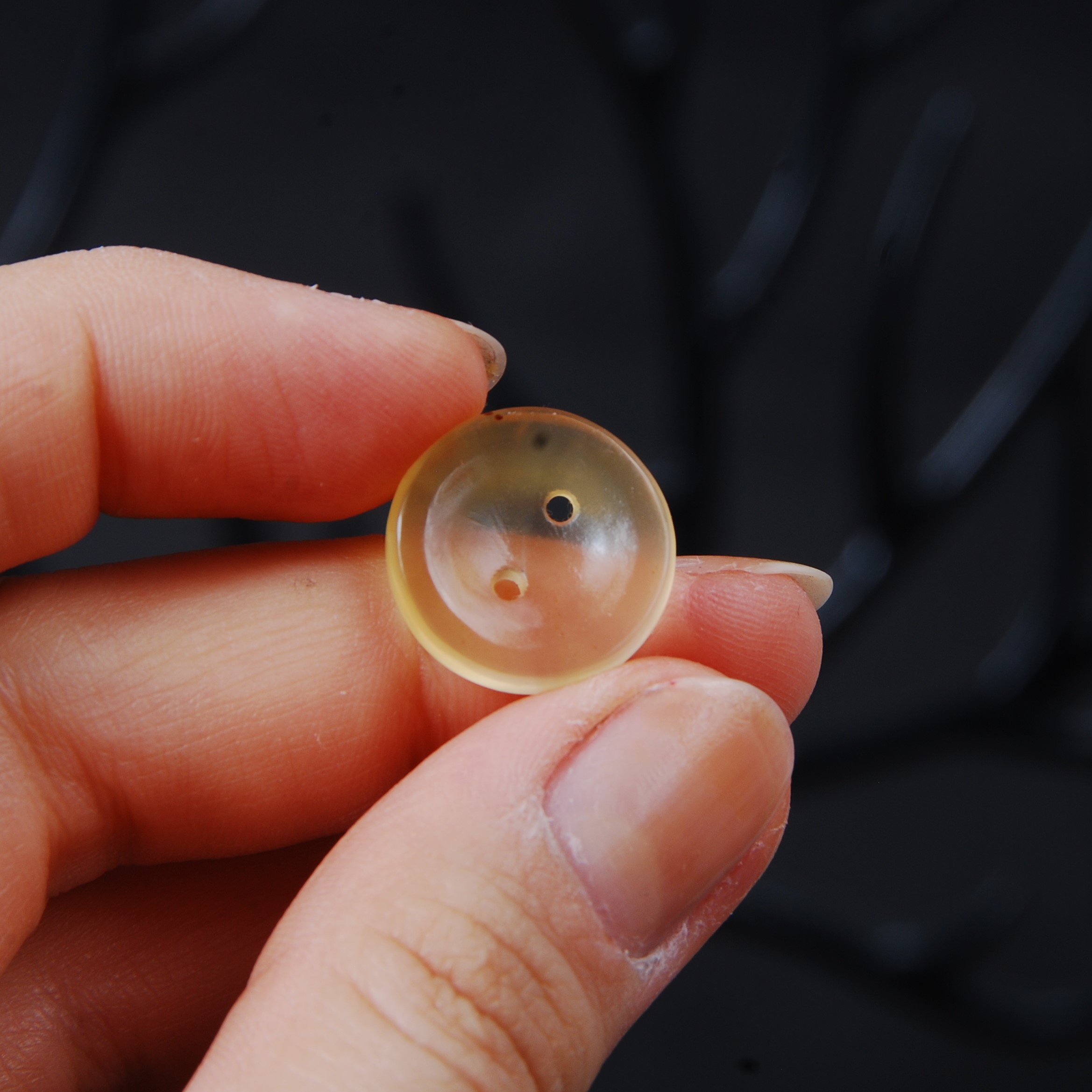 DSC_9031 دکمه سنگی عقیق عسلی 4.72گرم (کپی)