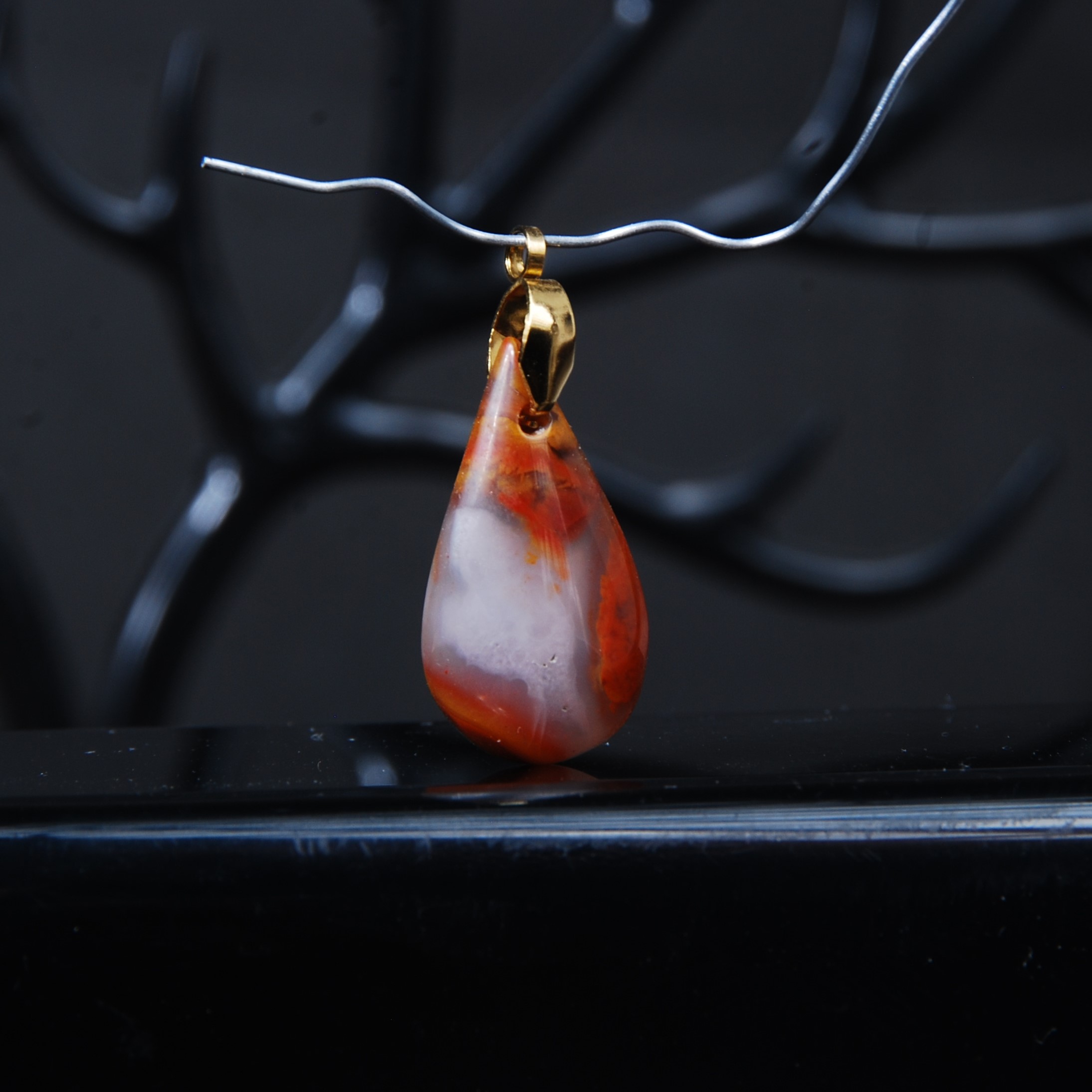 DSC_8937 گردنبند عقیق شجر پاییزه اشک 3.42گرم