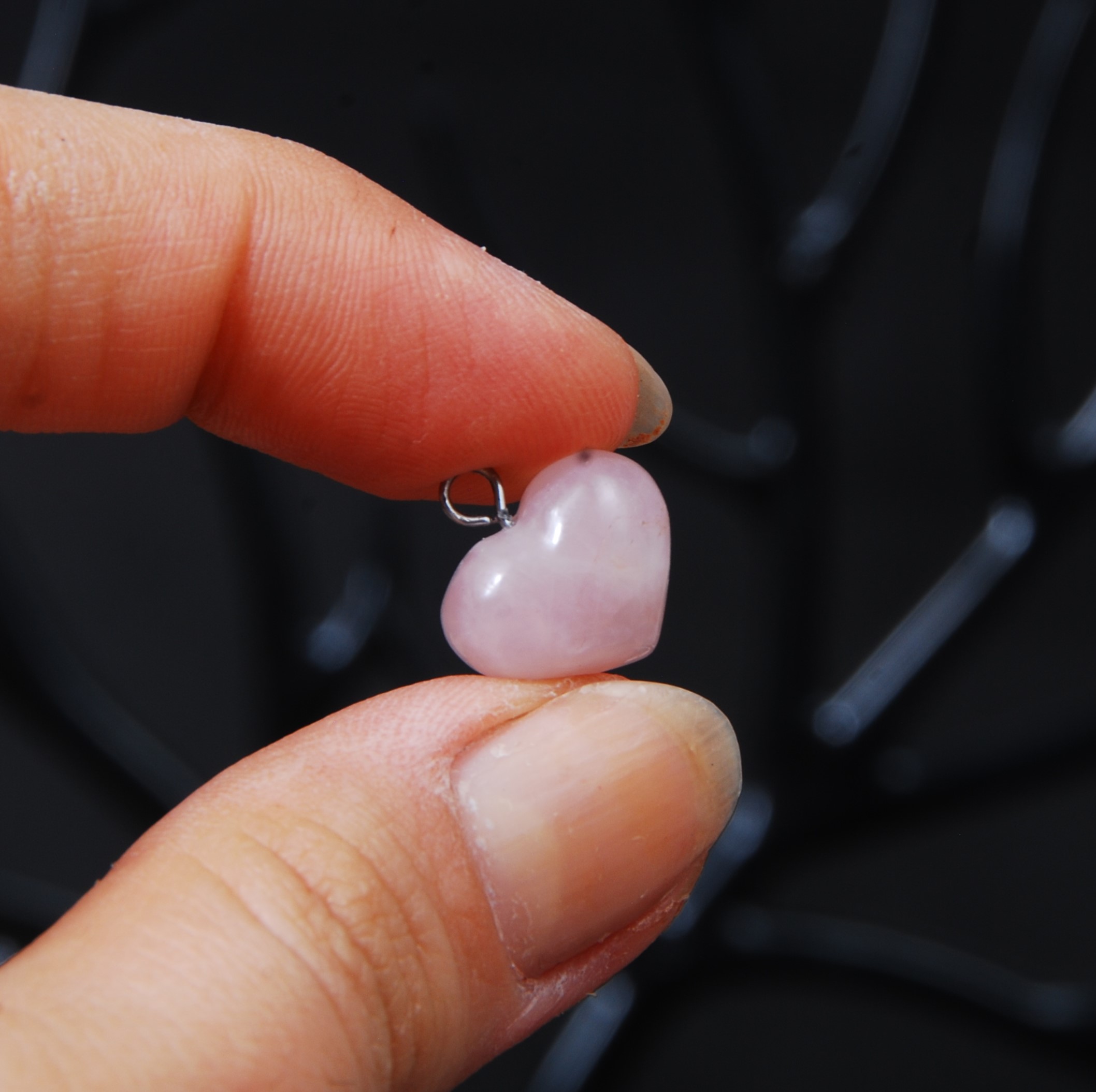DSC_8997 گردنبند قلبی رز کوارتز صورتی کوچک 1.56 گرم