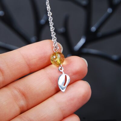 گردنبند سنگ زبرجد همراه با آویز برگ 5.10گرم (زنجیر رنگ ثابت)