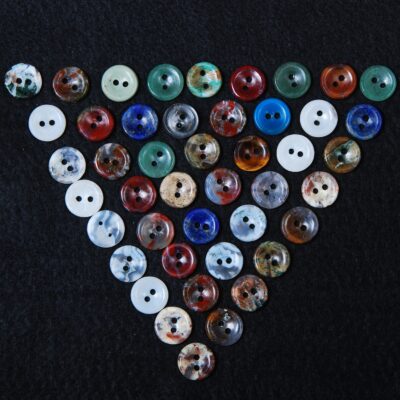 دکمه سنگی طبیعی ایرانی