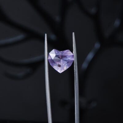 سنگ آمیتیست قلبی جواهری تراش فانتزی 2.07 قیراط