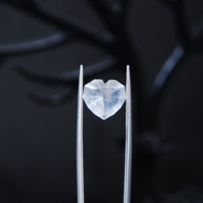 نگین کوارتز طبیعی جواهری تراش قلبی4.9 قیراط