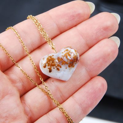 گردنبند قلبی عقیق شجر بهاره و پاییزه 8.37گرم(زنجیر استیل رنگ ثابت )