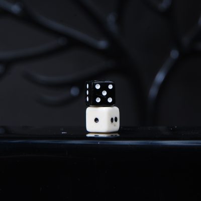 تاس استخوان شتر و شاخ گاومیش مشکی 8میل 3گرمی